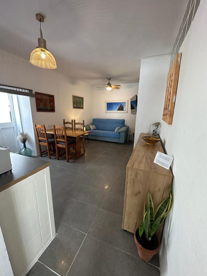 Apartment In Old Town With Roof Terrace And Fibre, Tarifa Exterior photo